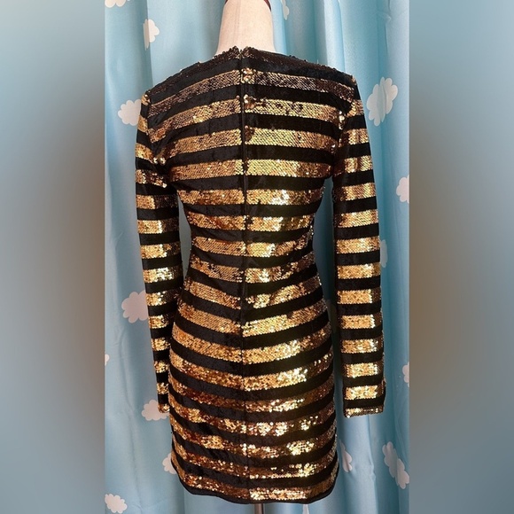 RtA Sequin and velvet long sleeve dress. - Picture 13 of 16